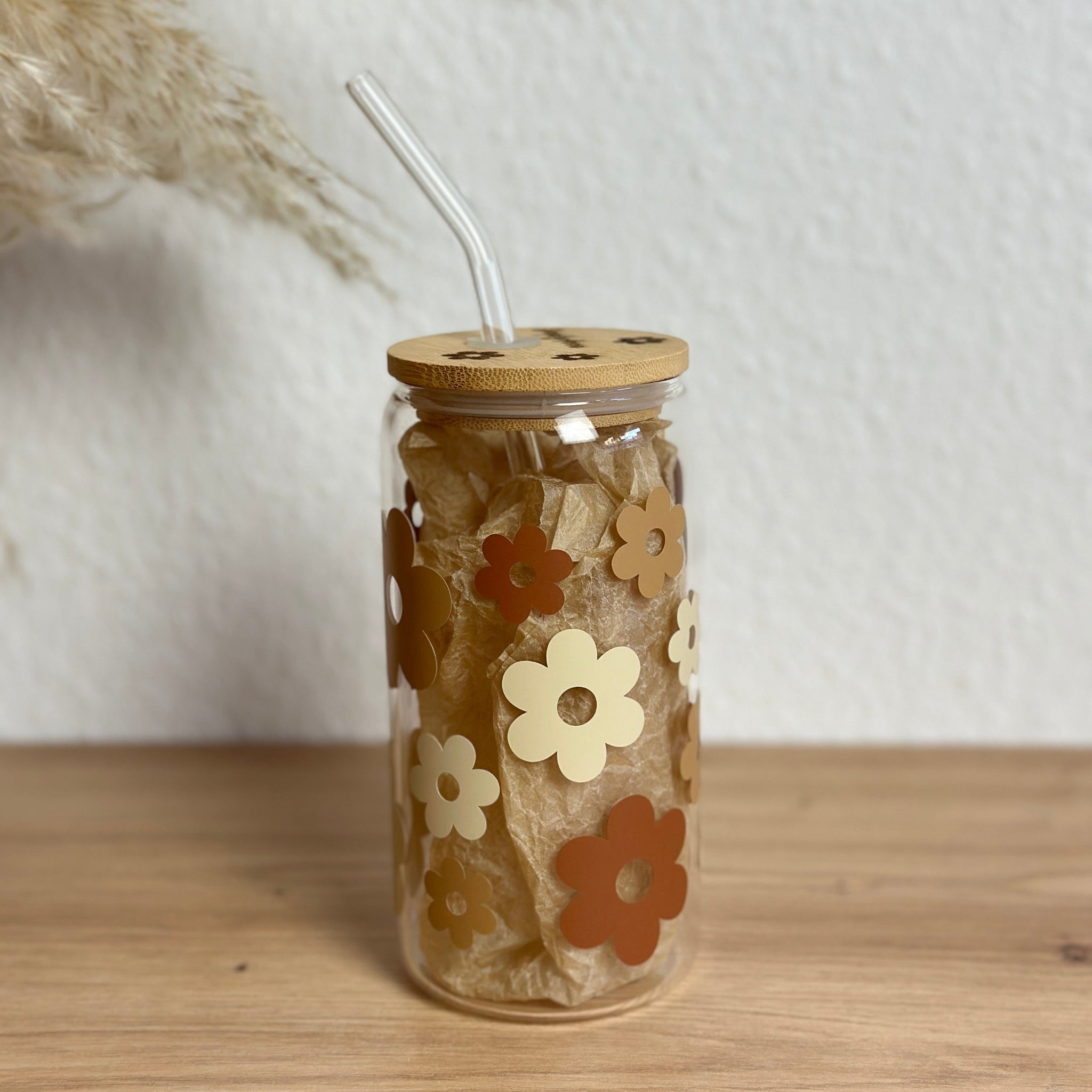 Glasbecher Daisyblüten Beige Multicolor mit gebogenem Strohhalm und Bambusdeckel, ideal für Matcha oder Kaffee