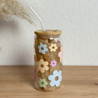 Glasbecher_Daisy_multicolor_pastell_mit_Strohhalm_gebogen