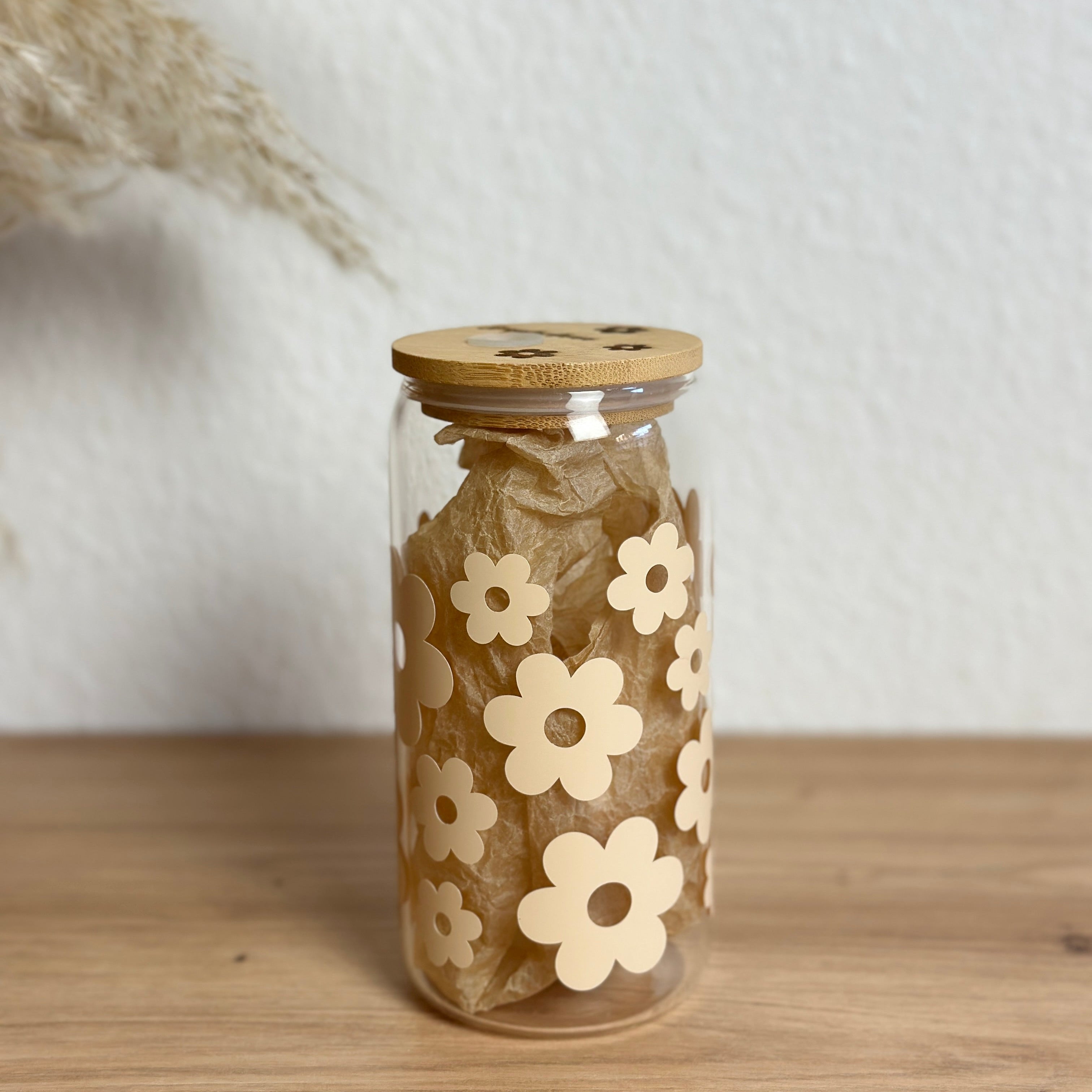 Glasbecher_Daisy_pastell_vanilla_ohne_Strohhalm