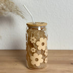 Glasbecher Daisyblüten Safrangelb mit gebogenem Strohhalm und Bambusdeckel, ideal für Matcha oder Kaffee