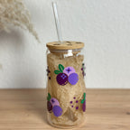 Glasbecher_Früchte_Blaubeeren_mit_Strohhalm_gerade
