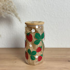 Glasbecher_Früchte_Erdbeeren mit Stiel_ohne_Strohhalm