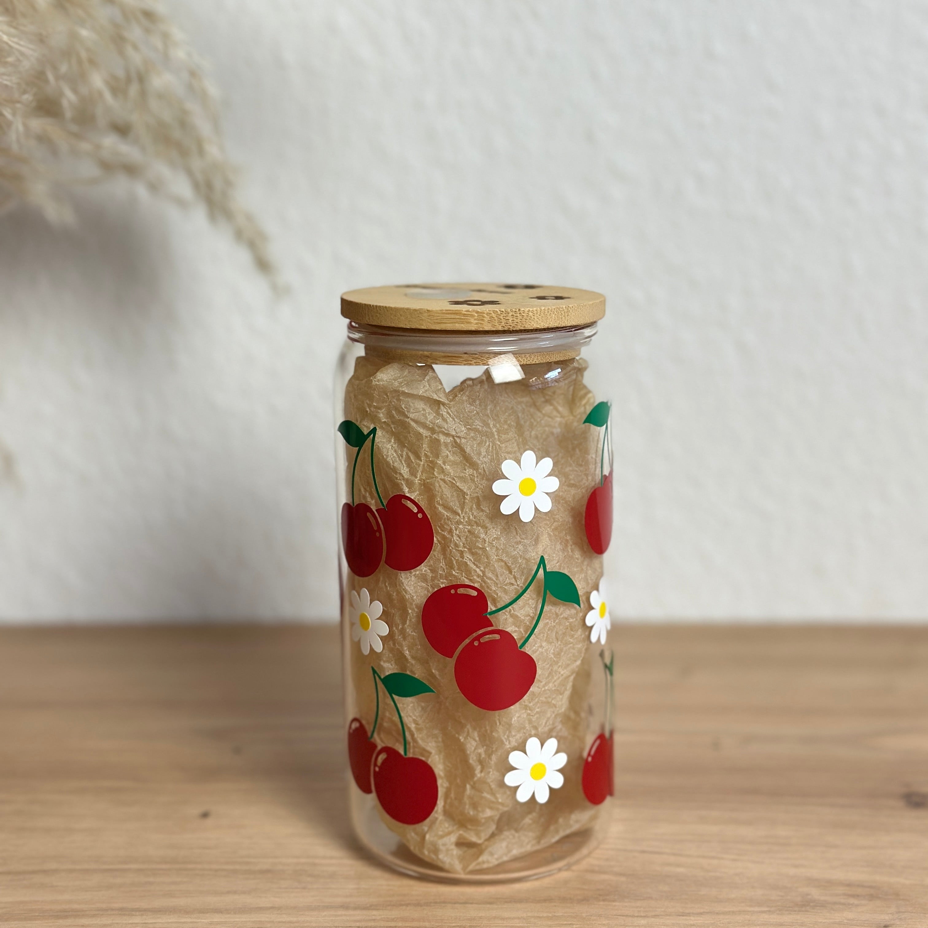 Glasbecher_Früchte_Kirschen_Blumen_ohne_Strohhalm