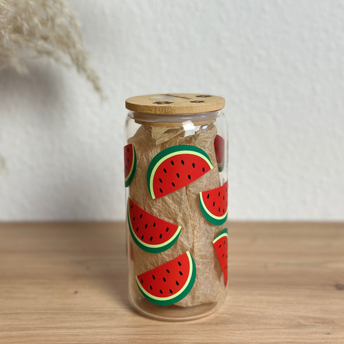 Glasbecher_Früchte_Wassermelonenscheiben_ohne_Strohhalm