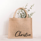 Personalisierte Jutetasche mit Namen Christin in schwarzer Schrift, Naturjute mit Henkeln, Geschenktasche von Momentwerk Studio