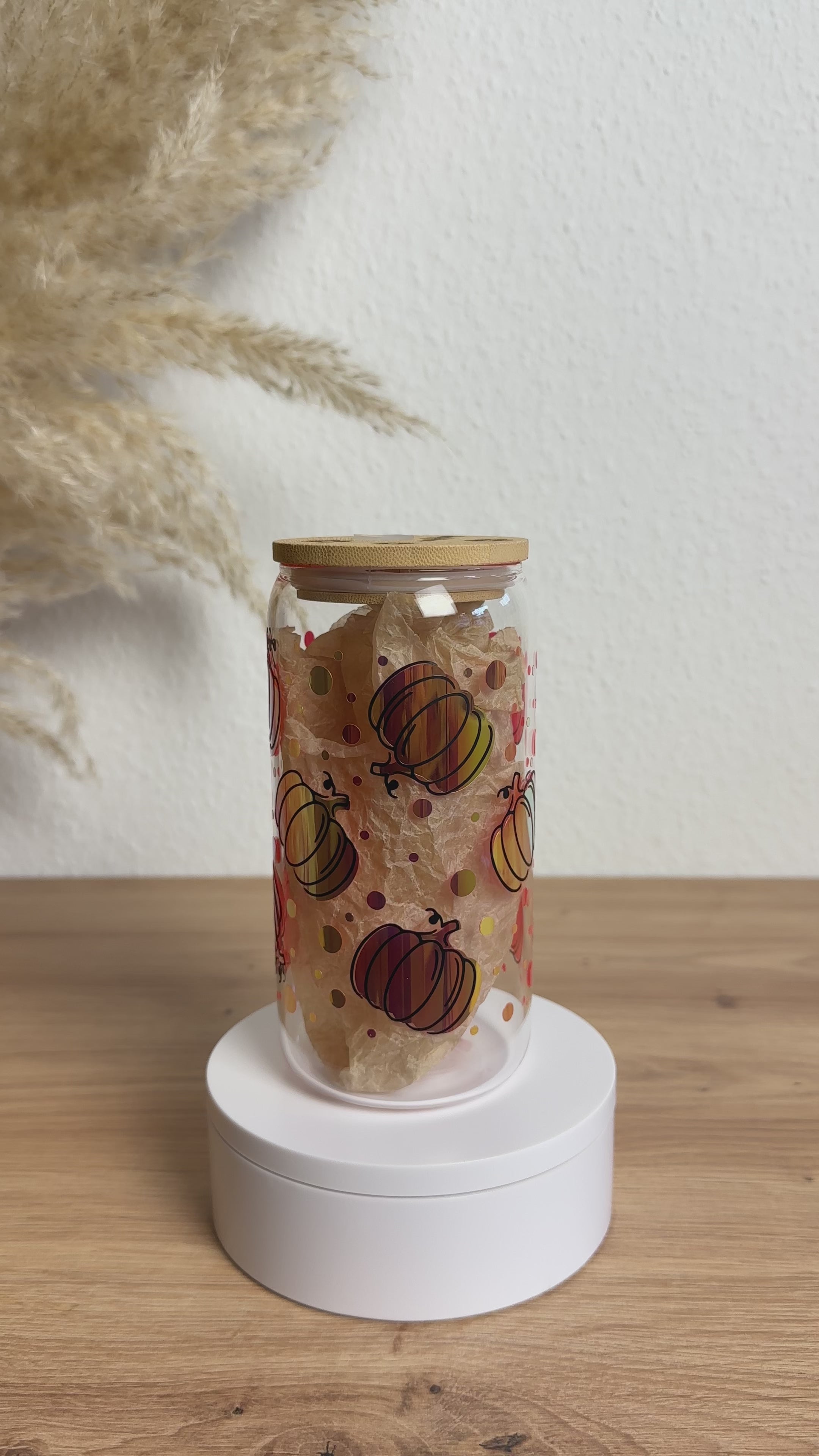 Glasbecher_Herbst_Kürbis_orange_chrome_ohne_Strohhalm_Video