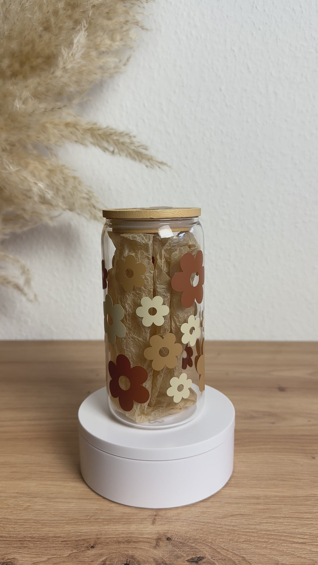 Glasbecher_Daisy_multicolor_beige_ohne_Strohhalm_Video